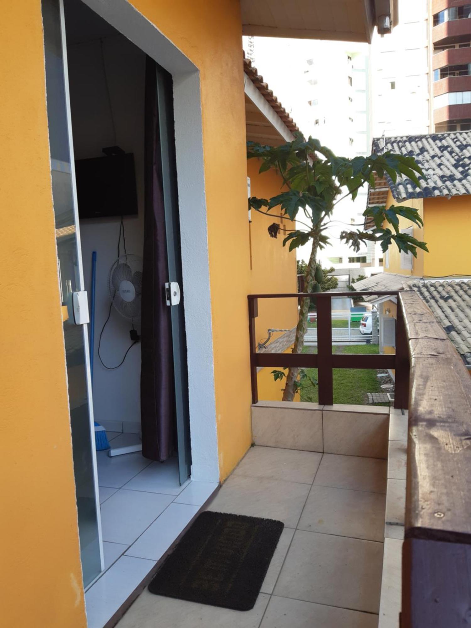 Cozinha Equipada Em Apartamento Para Alugar Em Torres Rs Pokoj fotografie